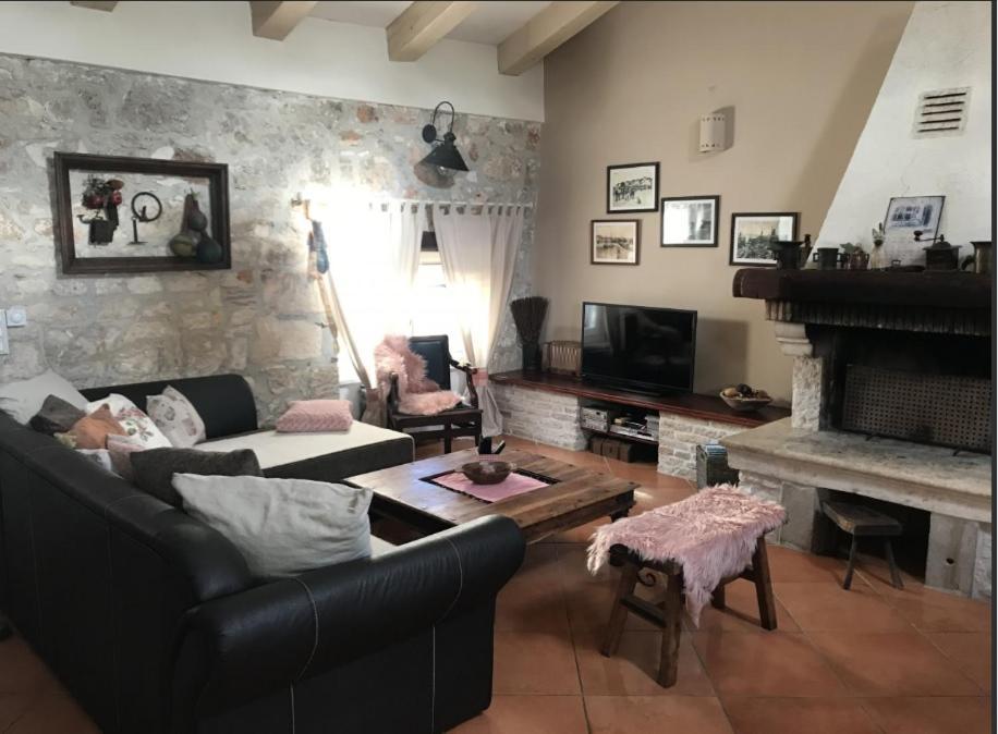 Saison Openning Prices Luxury Villa Nini With Fireplace, Private Pool, Bikes, Barbecue And Much More 포레치 외부 사진